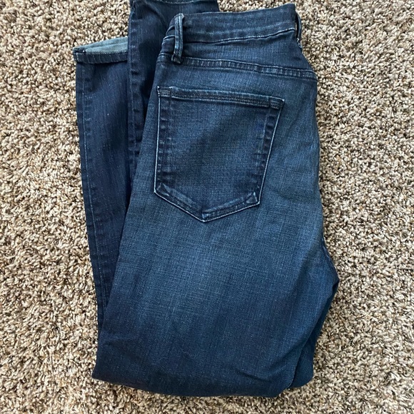 Size 6 short GOOD AMERICAN JEANS - Picture 2 of 3